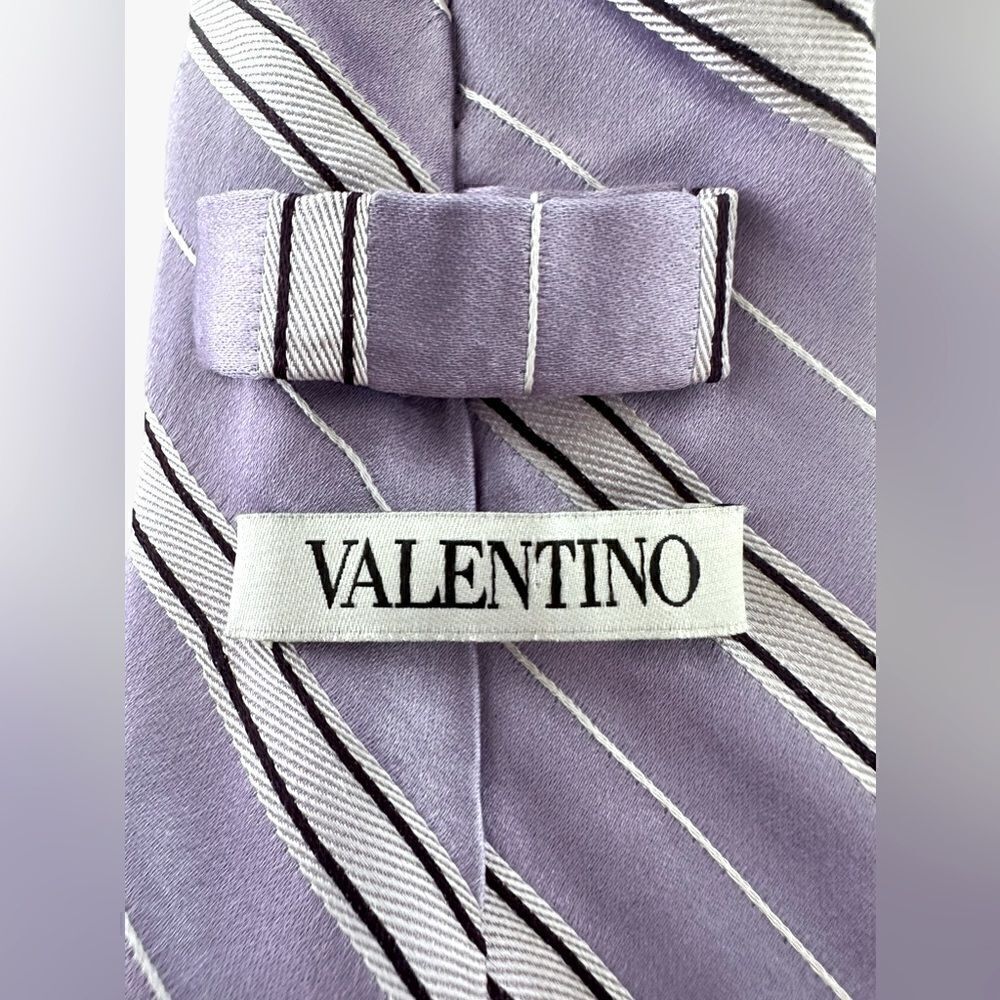 Valentino 100% Silk Purple Lavender & White Tie 3.25” Wide - Picture 12 of 12